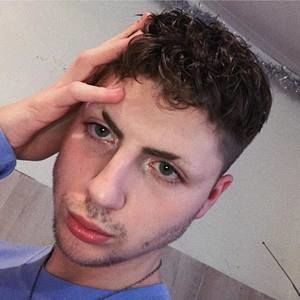 Meet your Posher, Carter